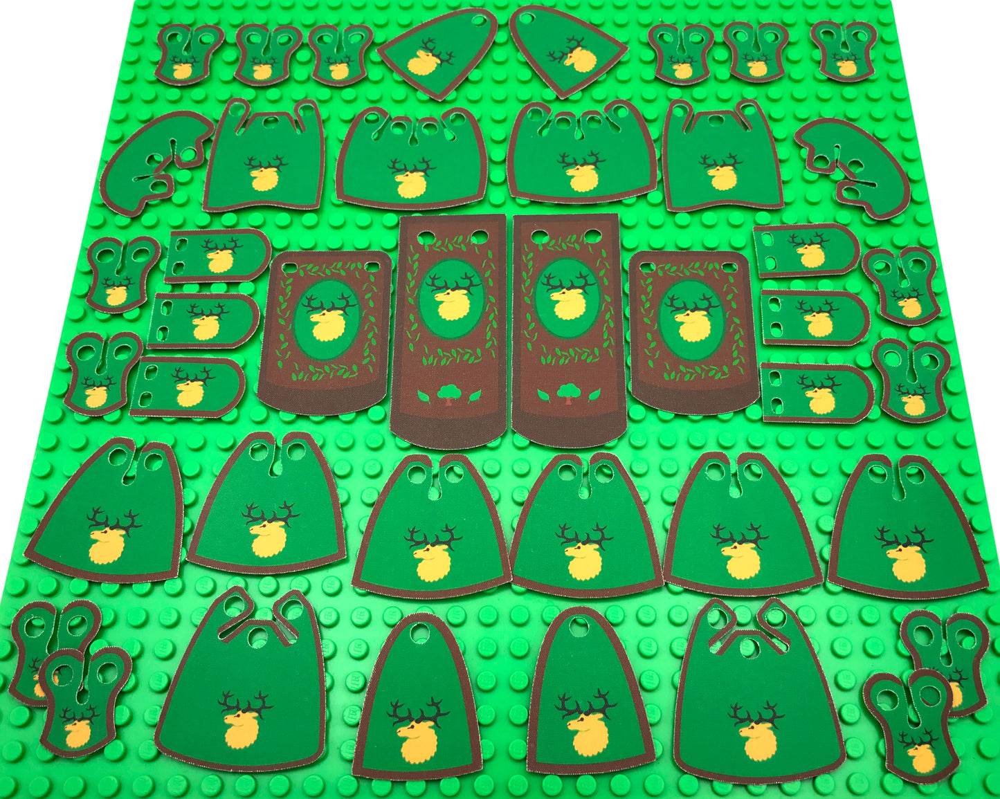 Forestmen: Custom Cloaks, Pauldrons & Banners (CASTLE-FM-01-EXT)