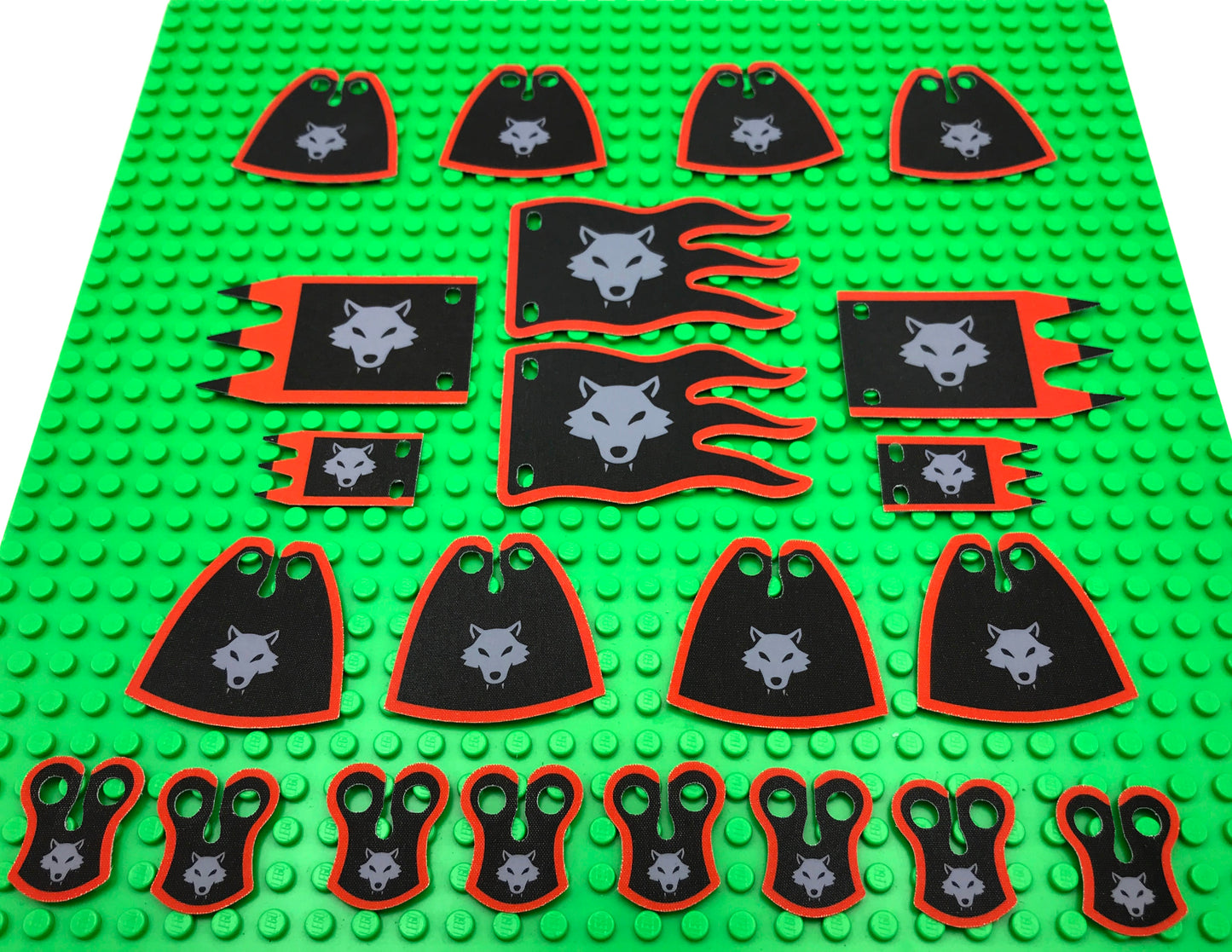Wolfpack: Custom Cloaks, Pauldrons & Banners (CASTLE-WPN-01-REG)