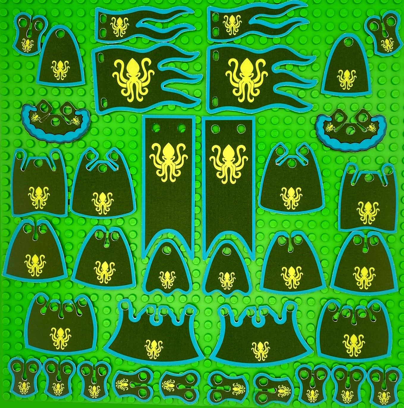 Krakens: Custom Cloaks, Pauldrons & Banners (CASTLE-KR-01-EXT)