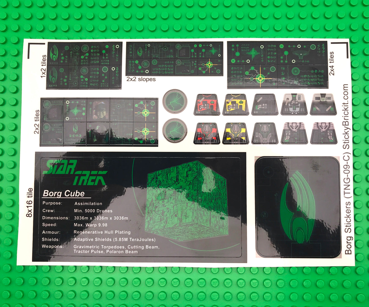TNG Borg Figures: Queen, Locutus, Drones + Free Stickers! (TNG-09)