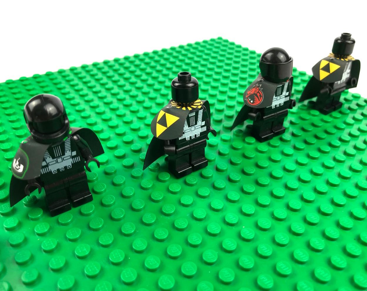 Blacktron: Custom Capes & Pauldrons (BT-08)