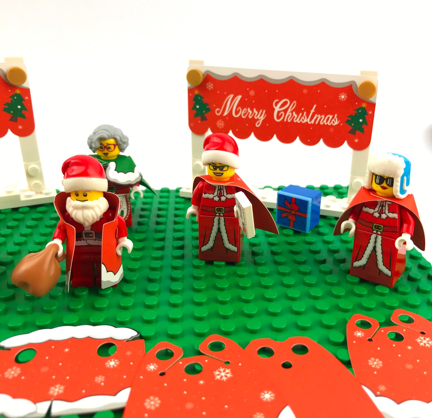 Christmas Winter Village Capes & Banners (WINTER-09)